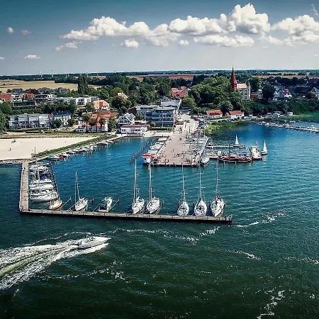 Meerzeit Eg * Altefähr