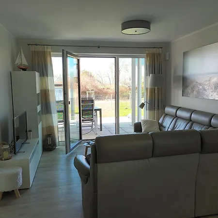 Apartment Meerzeit Eg Altefahr